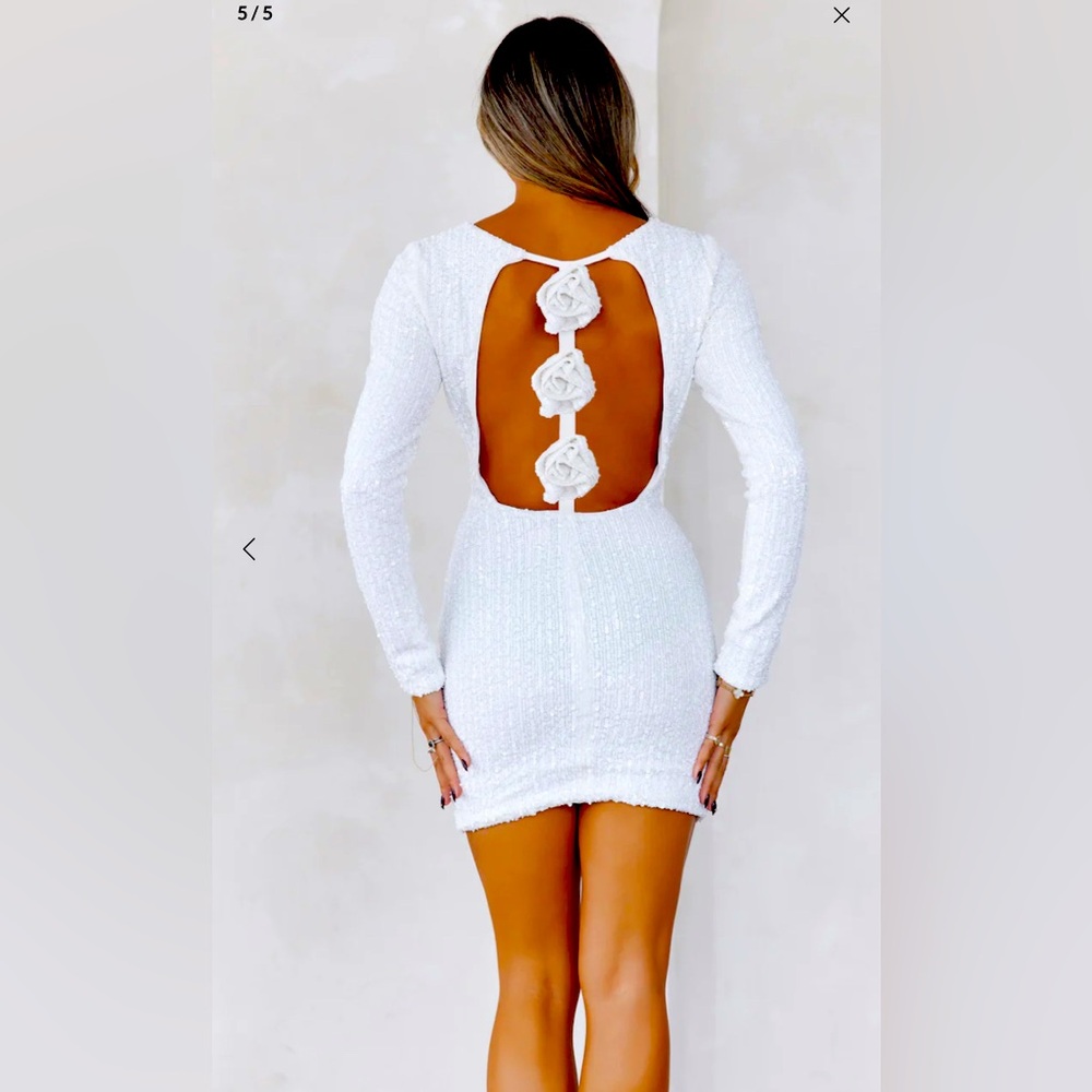 NWT Hello Molly Exclusive FORMAL SPARKLE LONG SLEEVE SEQUIN MINI DRESS WHITE sz4